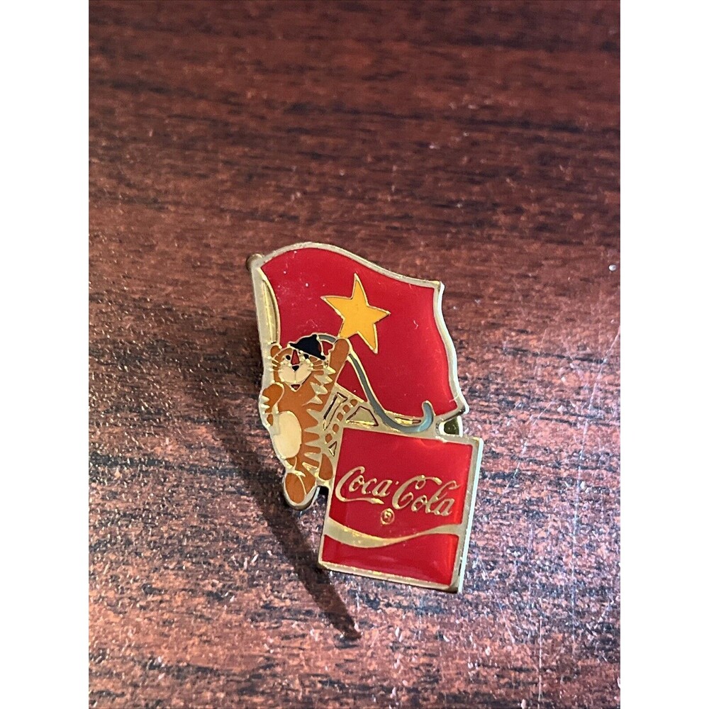 Vintage 1988 Seoul Olympics Coca Cola Hodori Tiger Vietnam Flag Lapel Pin